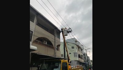 台南下大雷雨！局部水淹20公分 2700戶一度停電