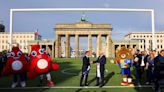 Macron alerta contra la “fascinación por el autoritarismo” en Europa en su visita de Estado a Alemania