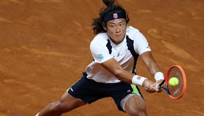 La sensación china del tenis da la campanada en Roma con una paliza para el recuerdo