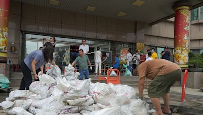 Taiwan Rescues All on Stricken Ship as Super Typhoon Nears