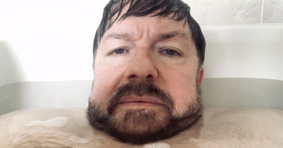 Ricky Gervais savagely mocks influencers in cheeky bathtub video as fans react