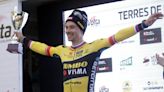 Roglic da un golpe en la mesa ante Evenepoel