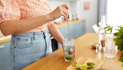 The Ice Cube Tip For The Best Stirred Cocktails