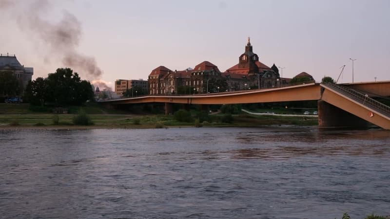 Dresden hastens to blast section of collapsed bridge before floods