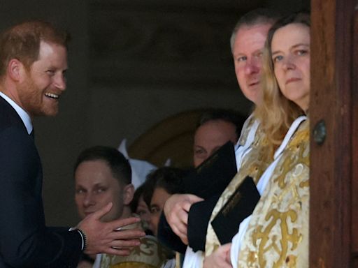 Prince Harry appears, alone, for UK Invictus Games service