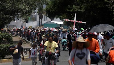 Caravana con cerca de 600 migrantes arribó al centro de México