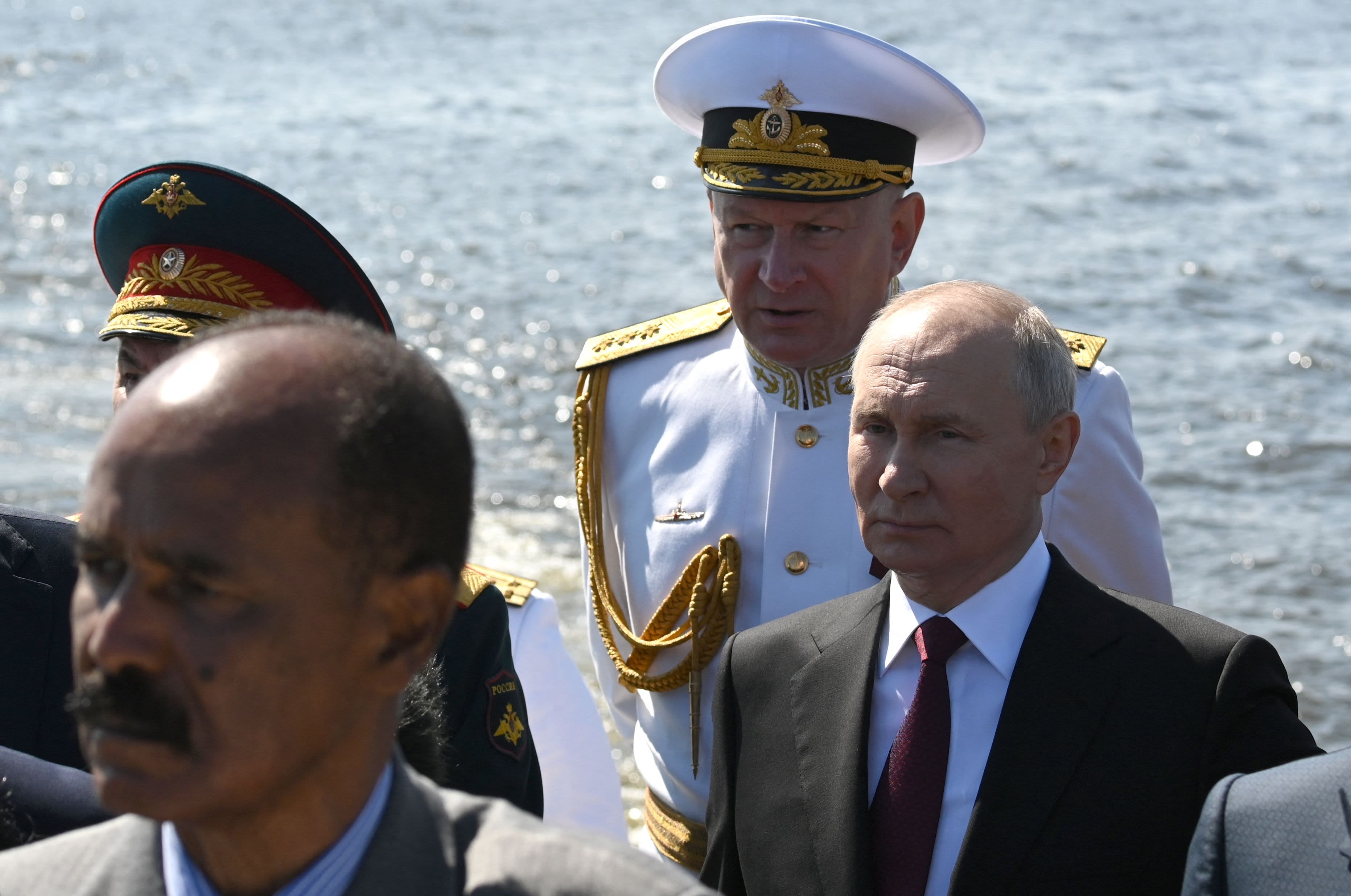 Putin's big naval parade loses warships, subs: Local media