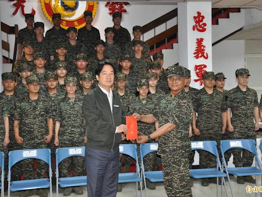 視察海軍陸戰隊66旅 賴清德：展現守護民主台灣決心