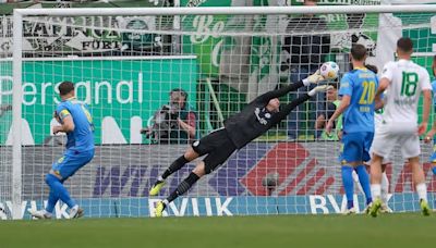 2. Bundesliga - Braunschweig erkämpft in Fürth Punkt in Unterzahl