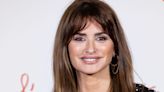 These Pics Of Penélope Cruz's Sculpted Legs In A Sparkly Miniskirt Are Epic