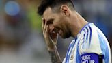 “Nos deja mal como país…”: Gobierno de Argentina sorprende y “obliga” a Messi a pedir disculpas por cánticos racistas