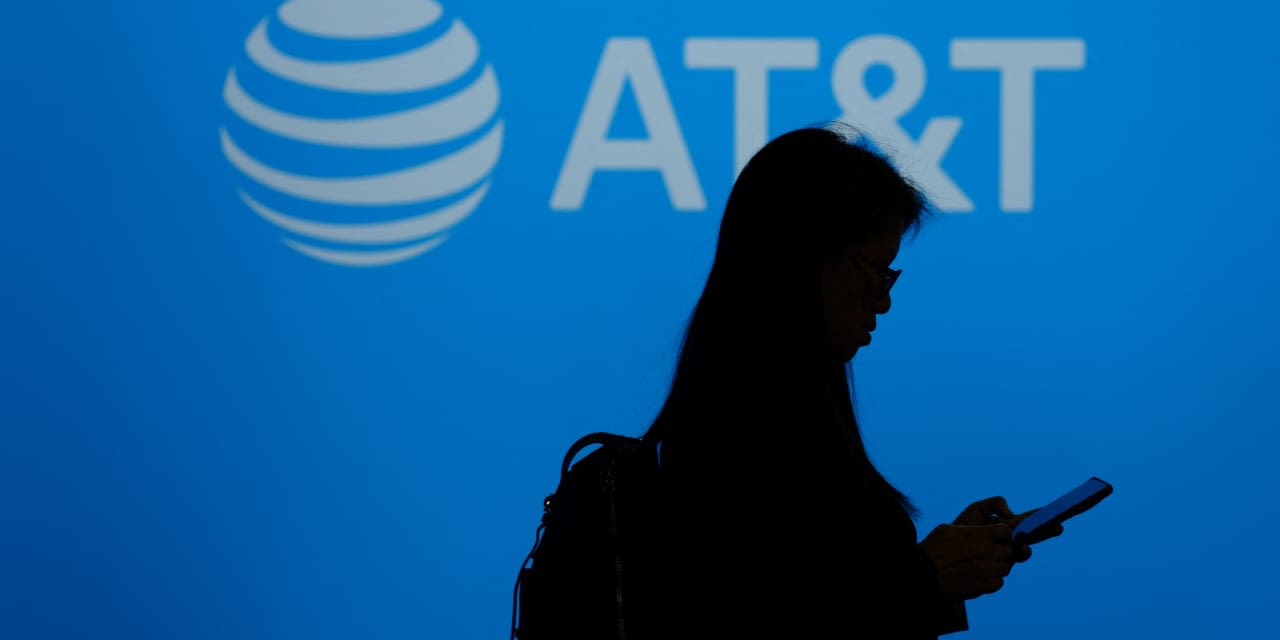 AT&T Hack Made a Bad Year Worse. Why It Hasn’t Mattered for the Stock.