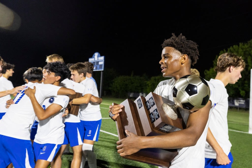 After sitting out for two years, Lincoln-Way East’s Kamden Williams finds glory in return. ‘His ceiling is so high.’