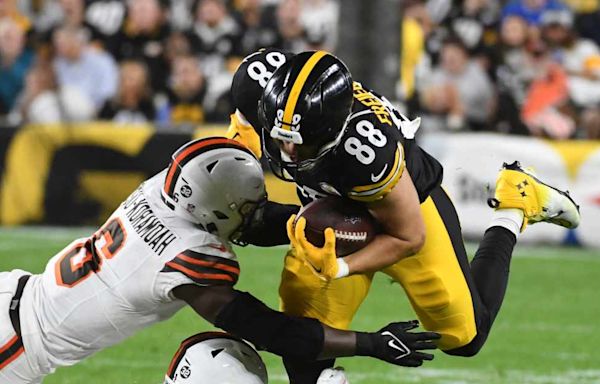 Steelers Rival Browns 'Struggling' During Extension Talks with Star LB