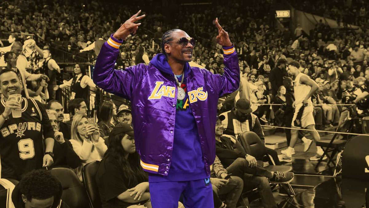 "We not used to being knocked out in the first round; no championship, no job" - Snoop Dogg says coaching the Lakers is a difficult task