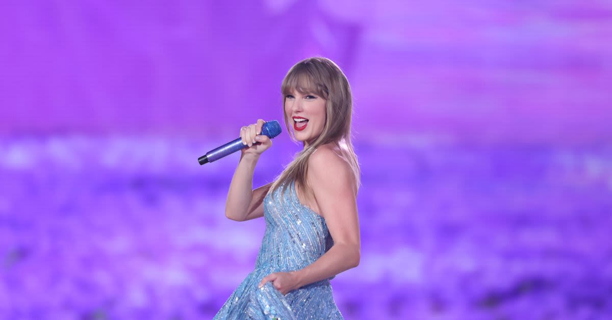 Taylor Swift Fans Go Wild Over Photo of Boyfriend Proposing at Eras Tour: 'Instant Joy and Happiness'