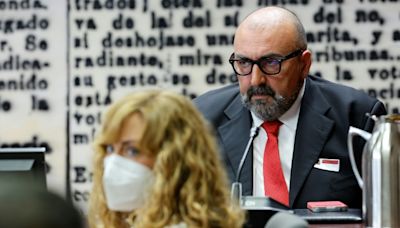 El hombre clave en un escándalo de corrupción en España guarda silencio ante el Senado