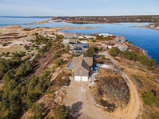 'It is gorgeous': Truro house features bay, harbor and marsh vistas at $4.29M