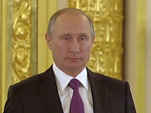 "The Putin system is on the verge of collapse"