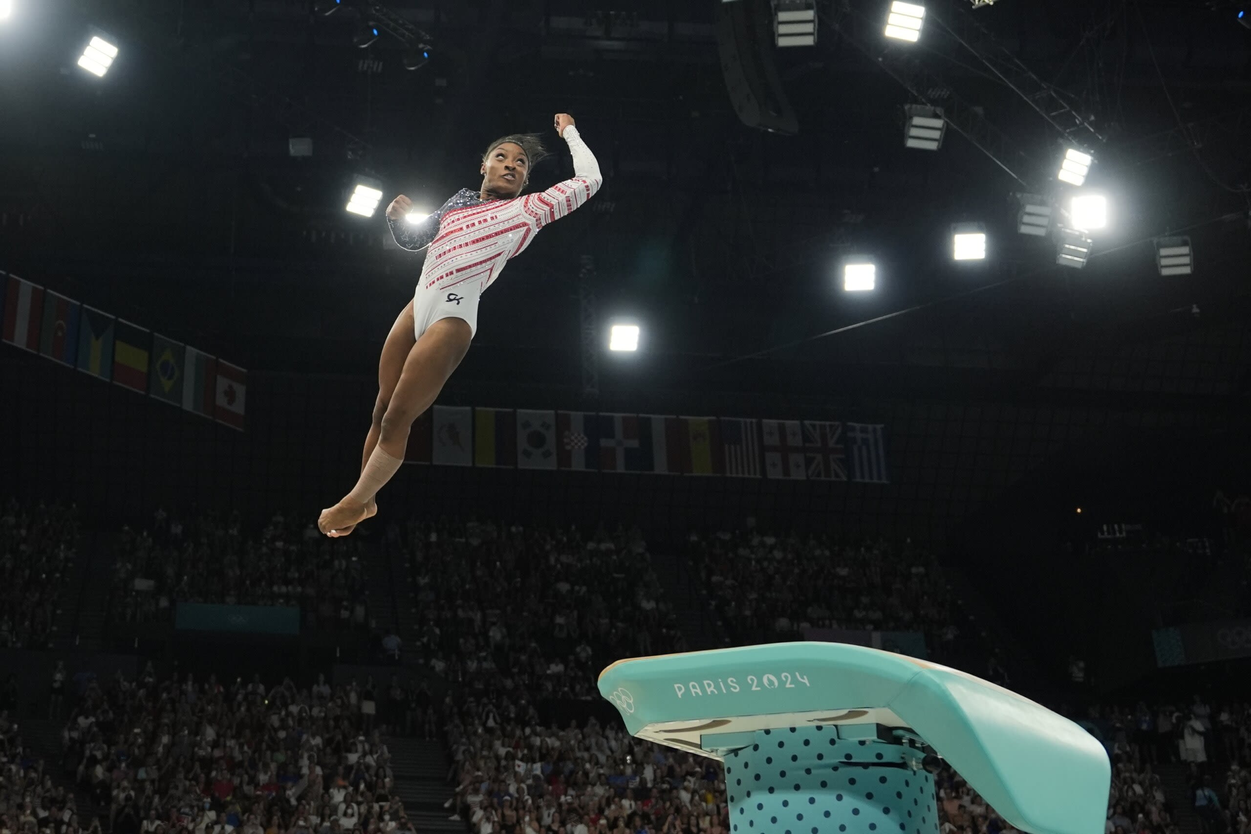 Olympics gymnastics latest: Simone Biles narrowly leads Rebeca Andrade entering final rotation - WTOP News