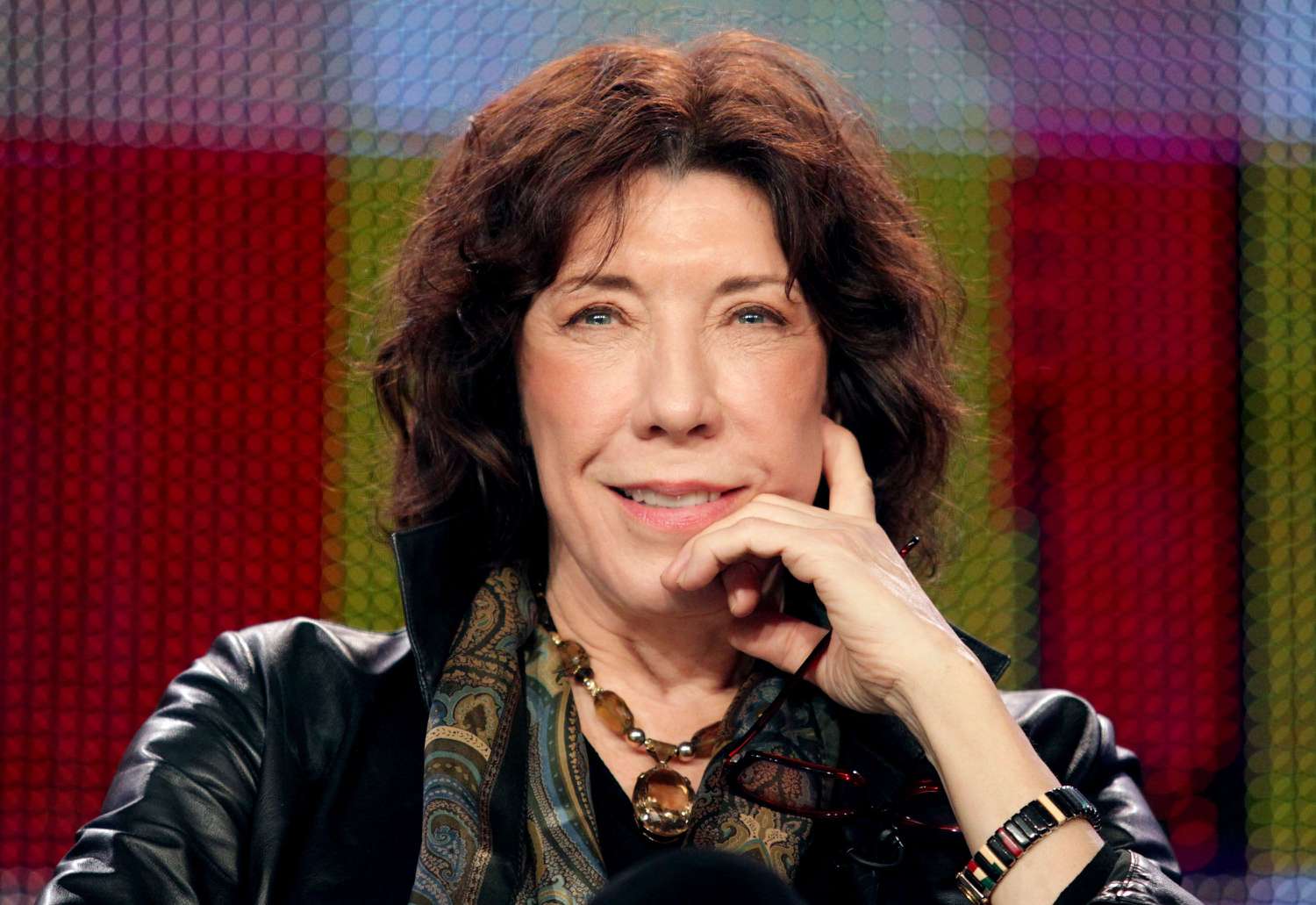 Lily Tomlin Reflects on Jennifer Aniston's '9 to 5' Remake: 'The Working World Has Changed' (Exclusive)