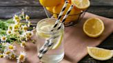 7 Reasons You Should Be Adding Lemon to Your Water
