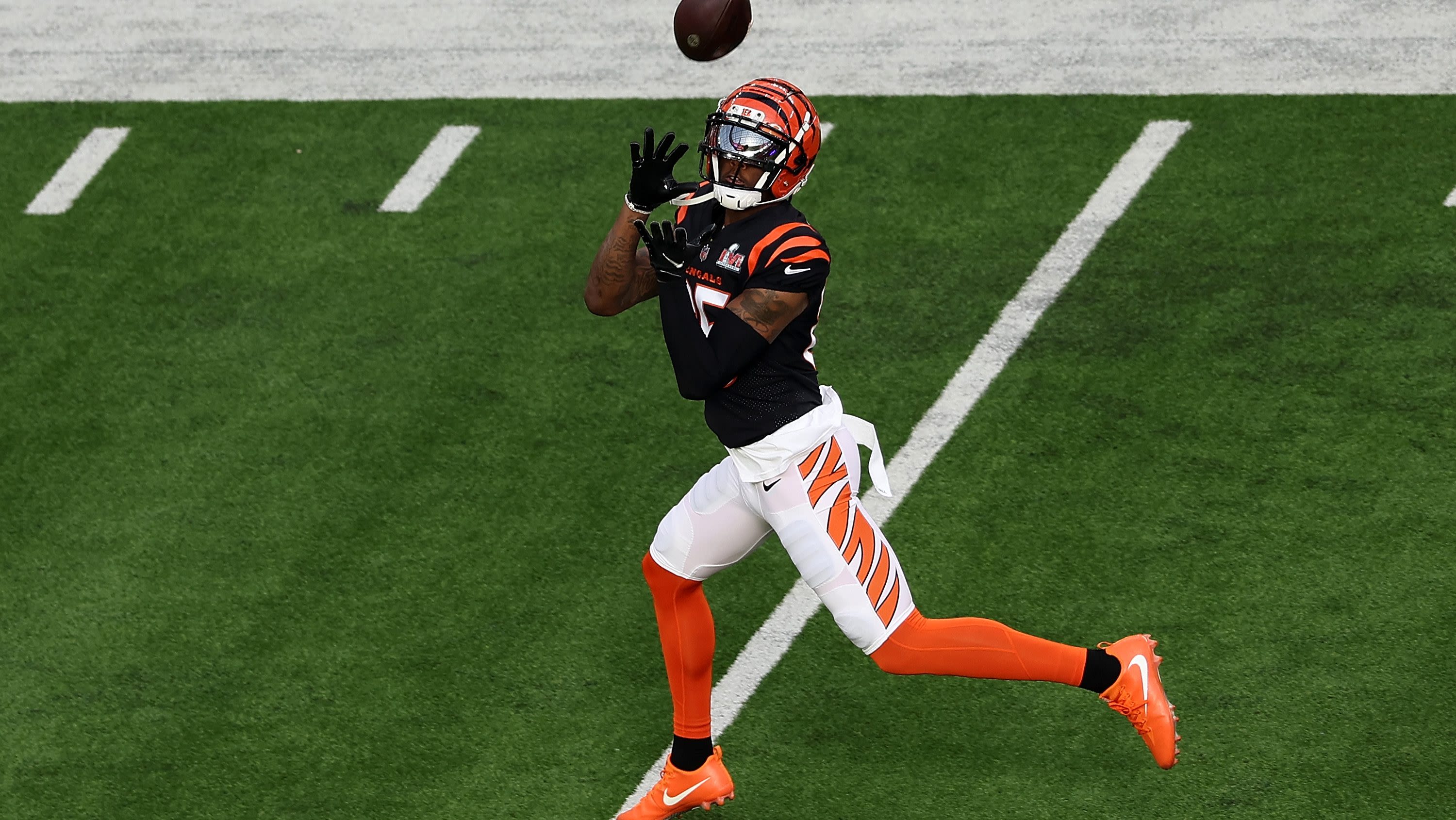Blockbuster Trade Proposal Sends Bengals’ WR to AFC South