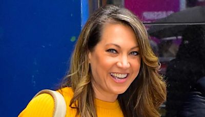 Fans Shower ’GMA’s Ginger Zee With Compliments as She Rocks Pink Form-Fitting Gown