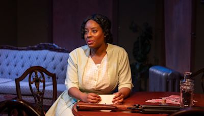 Review: In ‘The Prodigal Daughter’ at Raven Theatre, a rich family drama unfolds in a South Side apartment