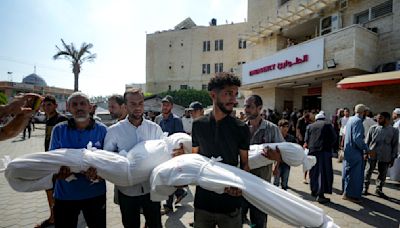 Ataque israelí contra líder de Hamás deja al menos 71 muertos en el sur de Gaza