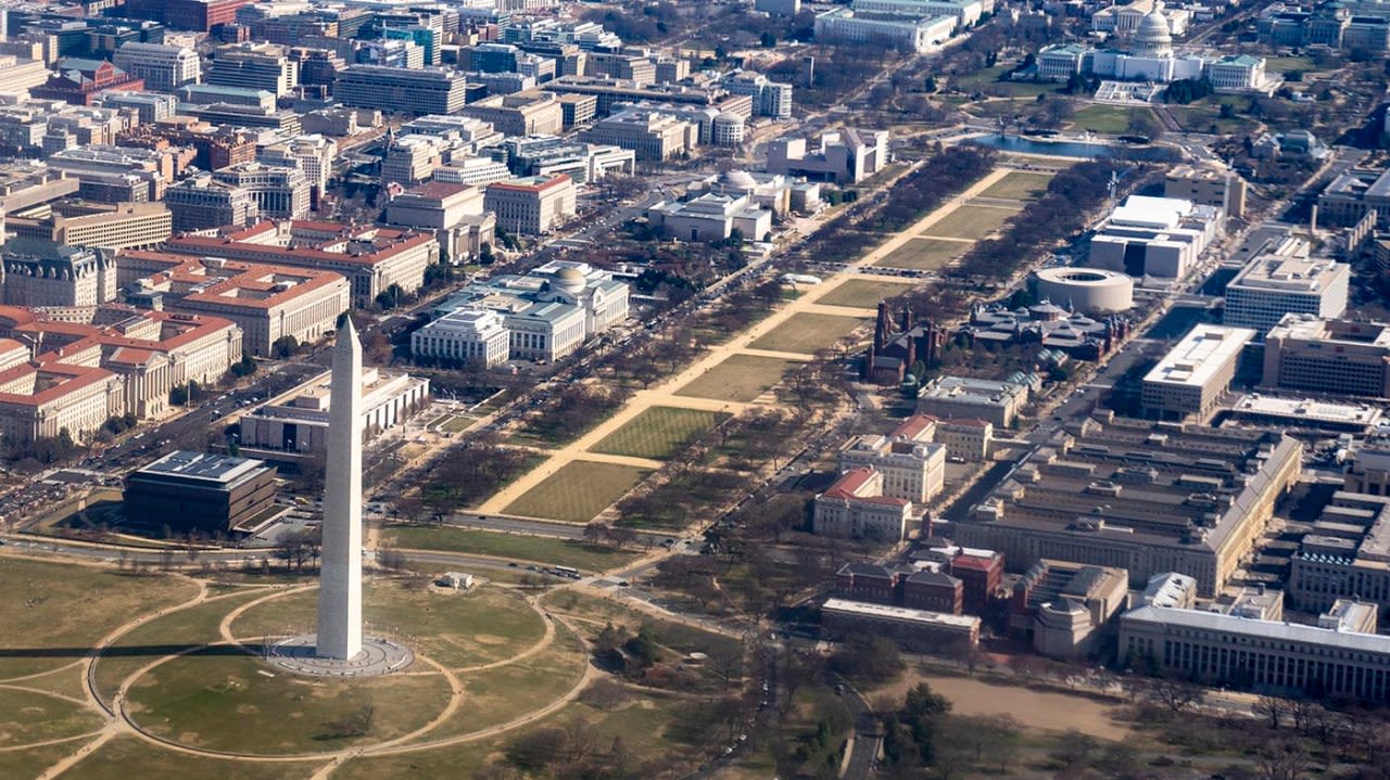 Dozens of planes to fly over National Mall to celebrate aviation