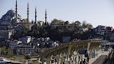 Gebäudeeinsturz in Istanbul: Haus hatte erhebliche Baumängel