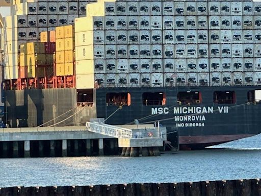 Bon voyage: Runaway cargo ship sails from Charleston after a 48-day detention