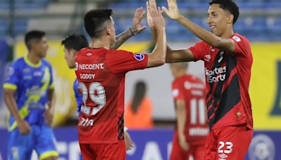 1-5. Paranaense golea a un Rayo Zuliano sin esperanzas