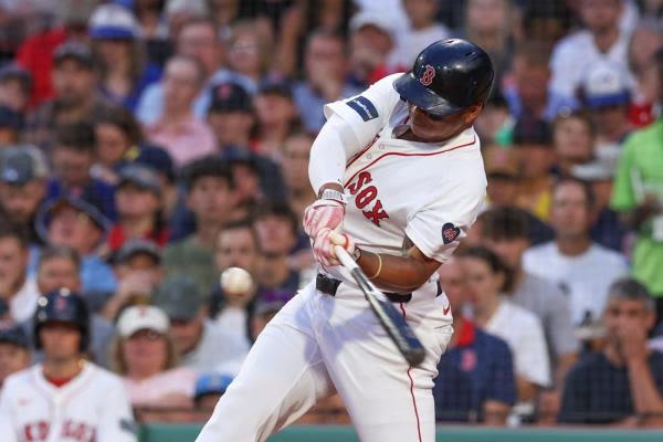 Red Sox storm back in last 2 innings, earn walk-off win vs. Jays