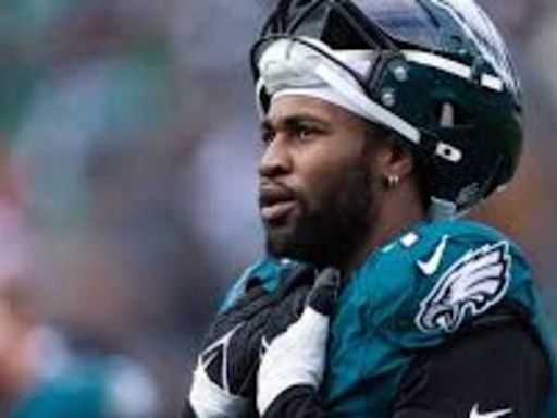 Jets' Haason Reddick Gives Parting Gift to Eagles New Edge Defender