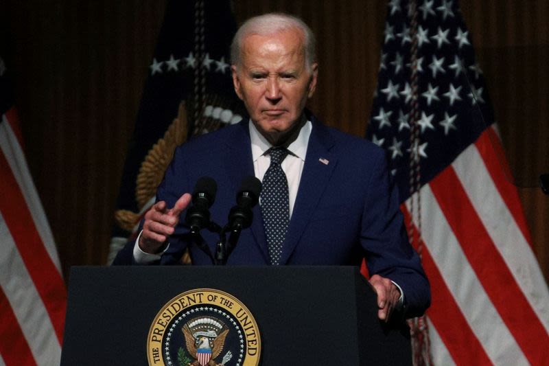 Federal court extends block on Biden's student debt relief plan