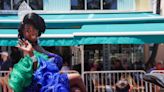 ‘No es un delito’: En el Desfile del Orgullo de Miami Beach, proyectos de ley contra la comunidad LGBTQ+ ocupan un lugar central