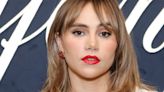 Suki Waterhouse looks stunning during first post-partum red carpet moment