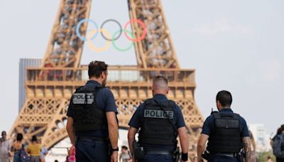 JO de Paris 2024 : En anglais ou en japonais… Comment les policiers ont été formés à répondre aux touristes ?