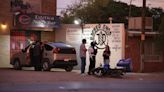 Invade carril y choca a repartidor de pizzas en el bulevar Gómez Morín