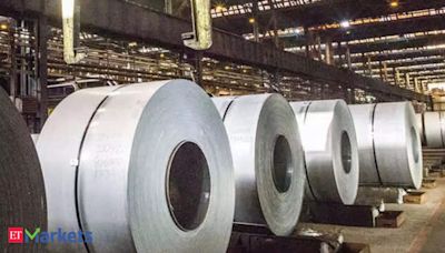 JSW Steel shares drop 3% post 64% YoY fall in Q1 profit. Should you still invest?