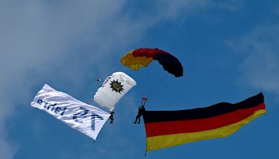 "Demokratiefest" in Berlin zu 75 Jahre Grundgesetz