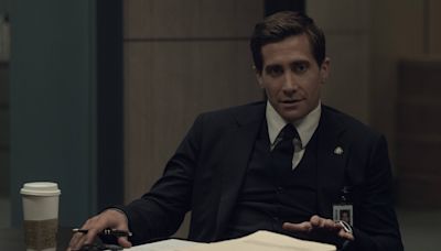 Jake Gyllenhaal é promotor musculoso acusado de assassinato em estreia na TV