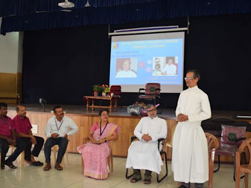 Mangaluru: St Aloysius Higher Primary school bids farewell to Fr John D’Souza