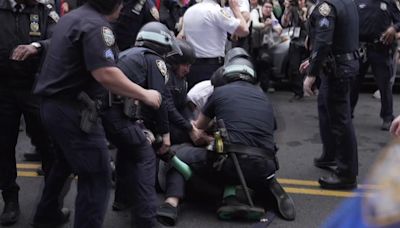 NYPD accused of using excessive force on Brooklyn protesters, but mayor says videos show officers were right