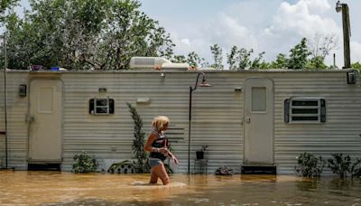 Flash floods sweep across Texas, killing 5-year-old in Johnson County