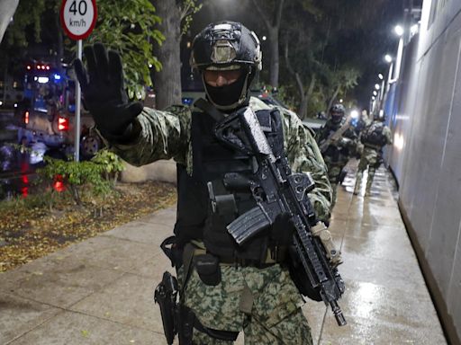 Suspected Sinaloa Cartel assassin extradited to US
