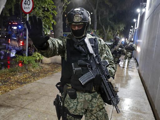 Suspected Sinaloa cartel assassin extradited to US