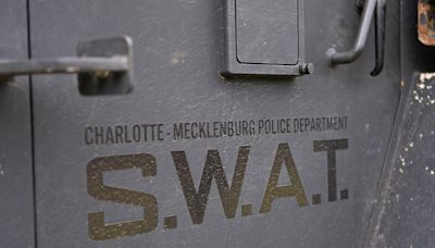 4 law enforcement officers killed while serving warrant in North Carolina, authorities say